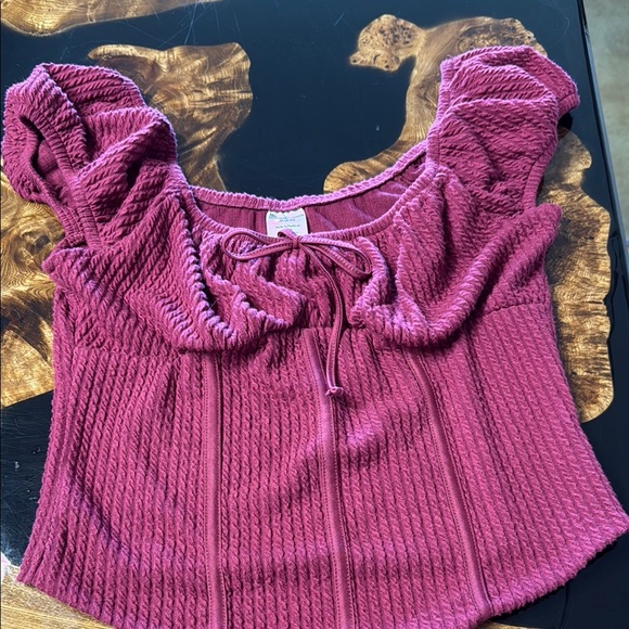 Women's Purple Top - Picture 1 of 4